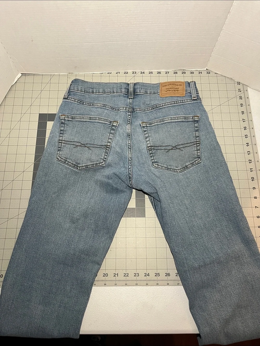 Levi's Light Blue Relaxed Fit Men’s Jeans